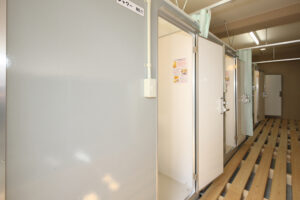 碧館-シャワー室-300x200.jpg