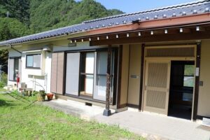 クラシコ外観-1-300x200.jpg