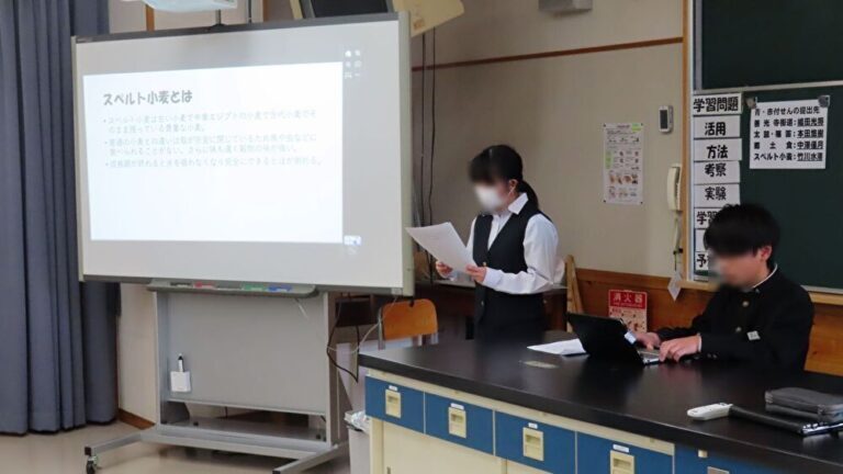 あずまやタイム活動報告会_スペルト小麦グループ2.jpg