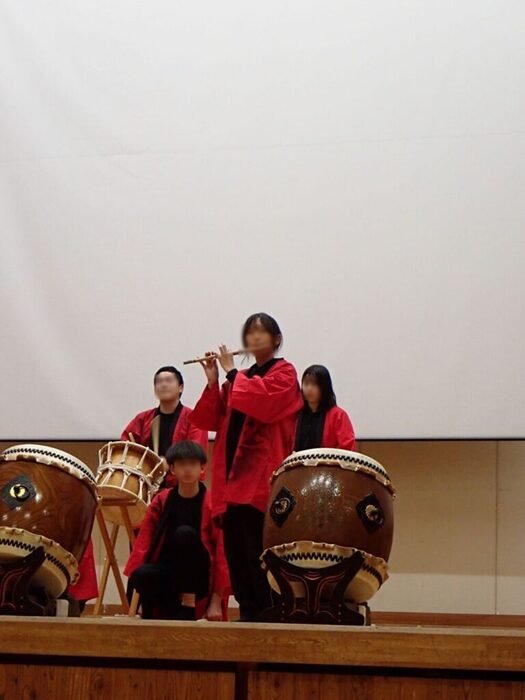 あずまやタイム活動報告会_太鼓・篠笛グループ3.jpg