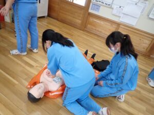 ２学年　傷害の防止 心肺蘇生法授業6.jpg